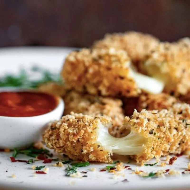 MOZZARELLA STICKS 5 PIECES